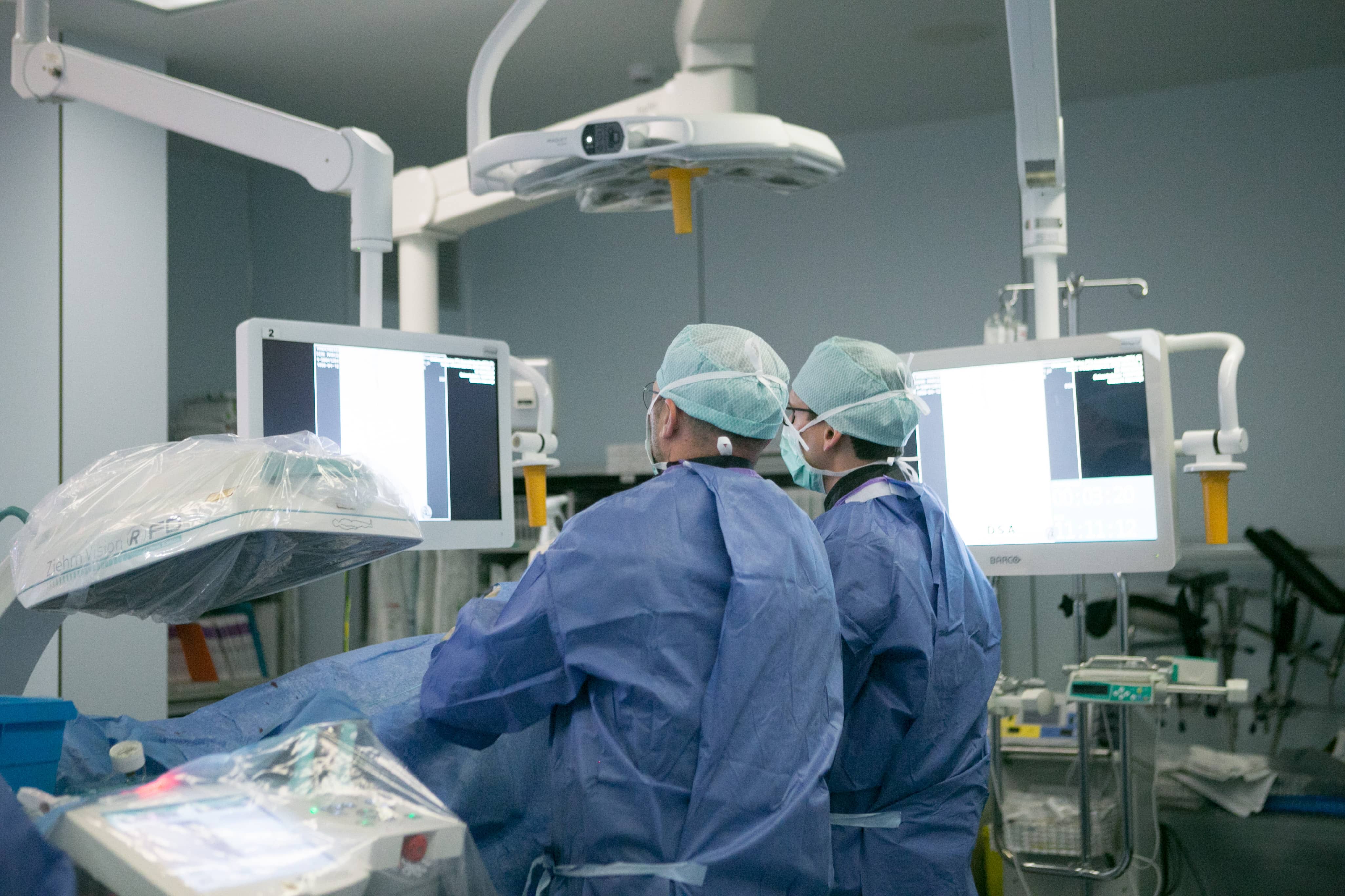 Voorbeeld van een operatie uitgevoerd door team Vaatheelkunde Oudenaarde te AZ Oudenaarde